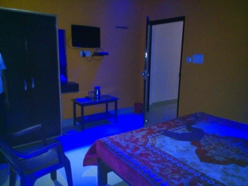 Hotel Giriraj Inn Varanasi Bagian luar foto