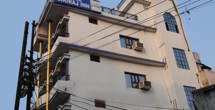 Hotel Giriraj Inn Varanasi Bagian luar foto